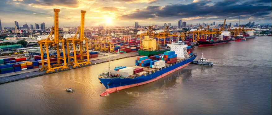 中国港口群集体转型为全球港口发展赋能